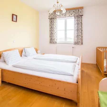 Farm stay Neundlinger Niederwaldkirchen