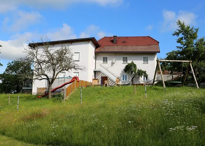 Neundlinger Lantgård *